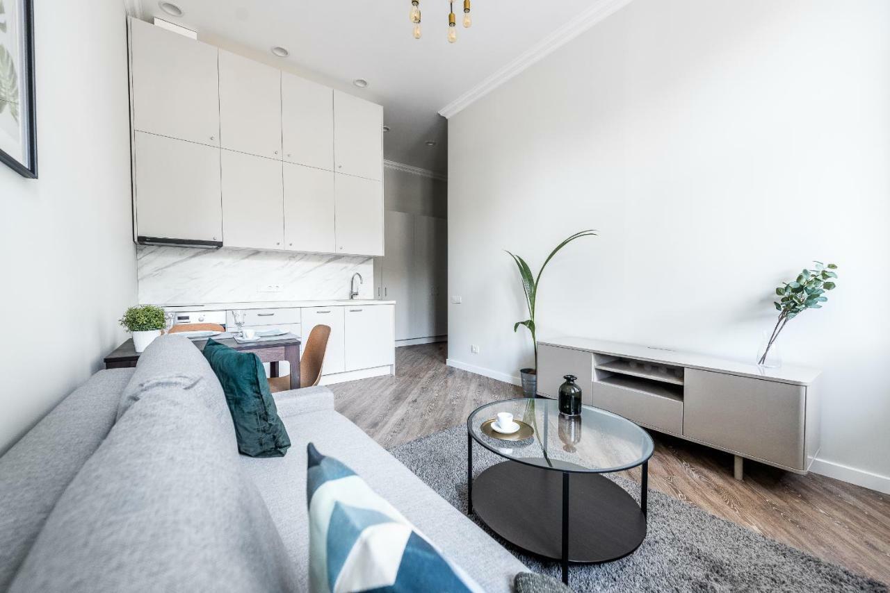 City Center Apartment By Urban Rent VNO Exterior photo